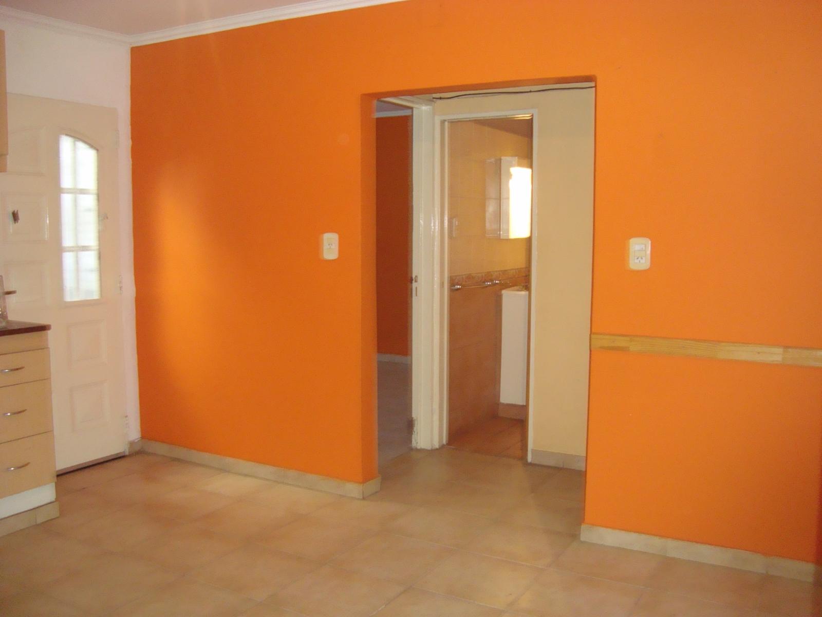 LANUS ESTE: VENTA CASA EN PH - CENTRICA, OPORTUNIDAD