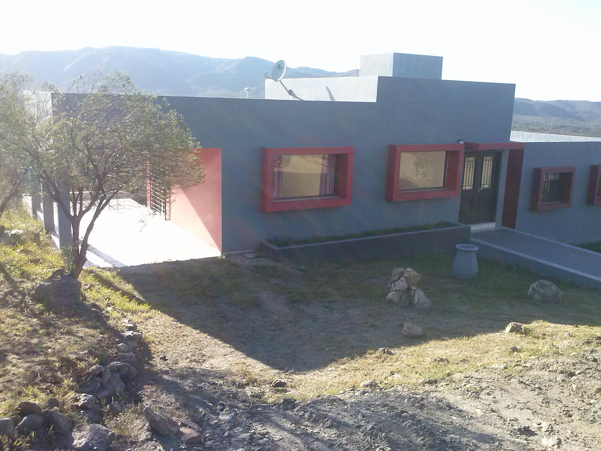 casa 3 dorm na barrio cerrado. Tierra Alta