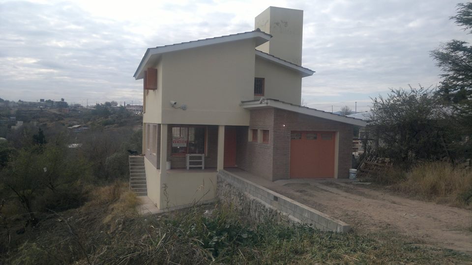 Casa Estrenar, Est Vieja Villa Carlos Paz