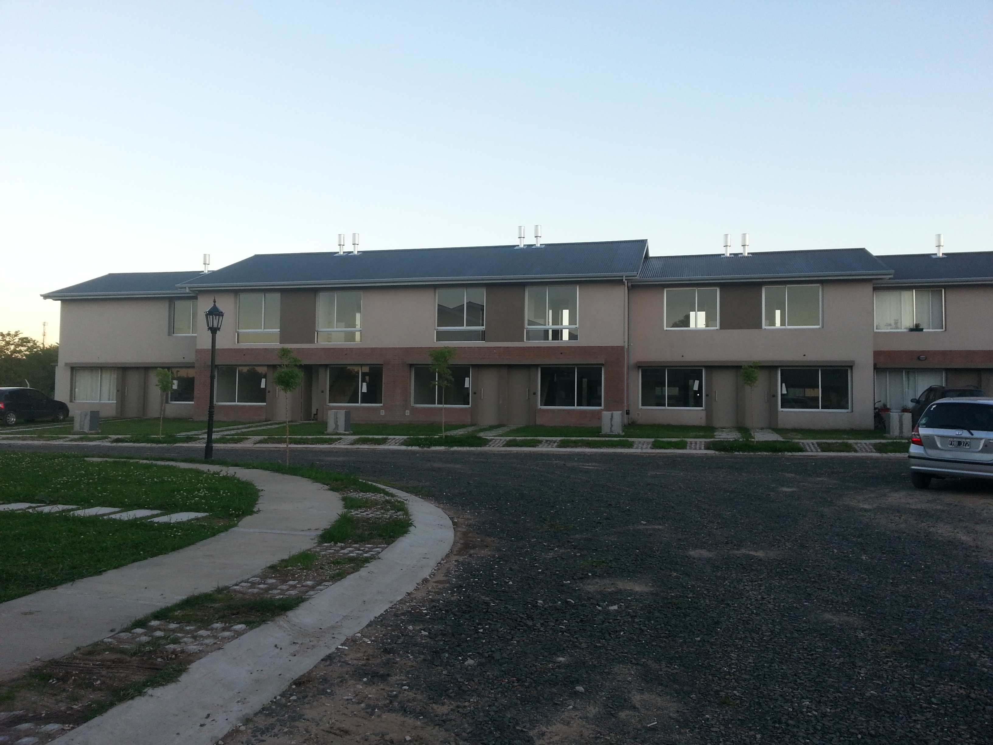 Alquilo Excelente Monoambiente en CONDOMINIO