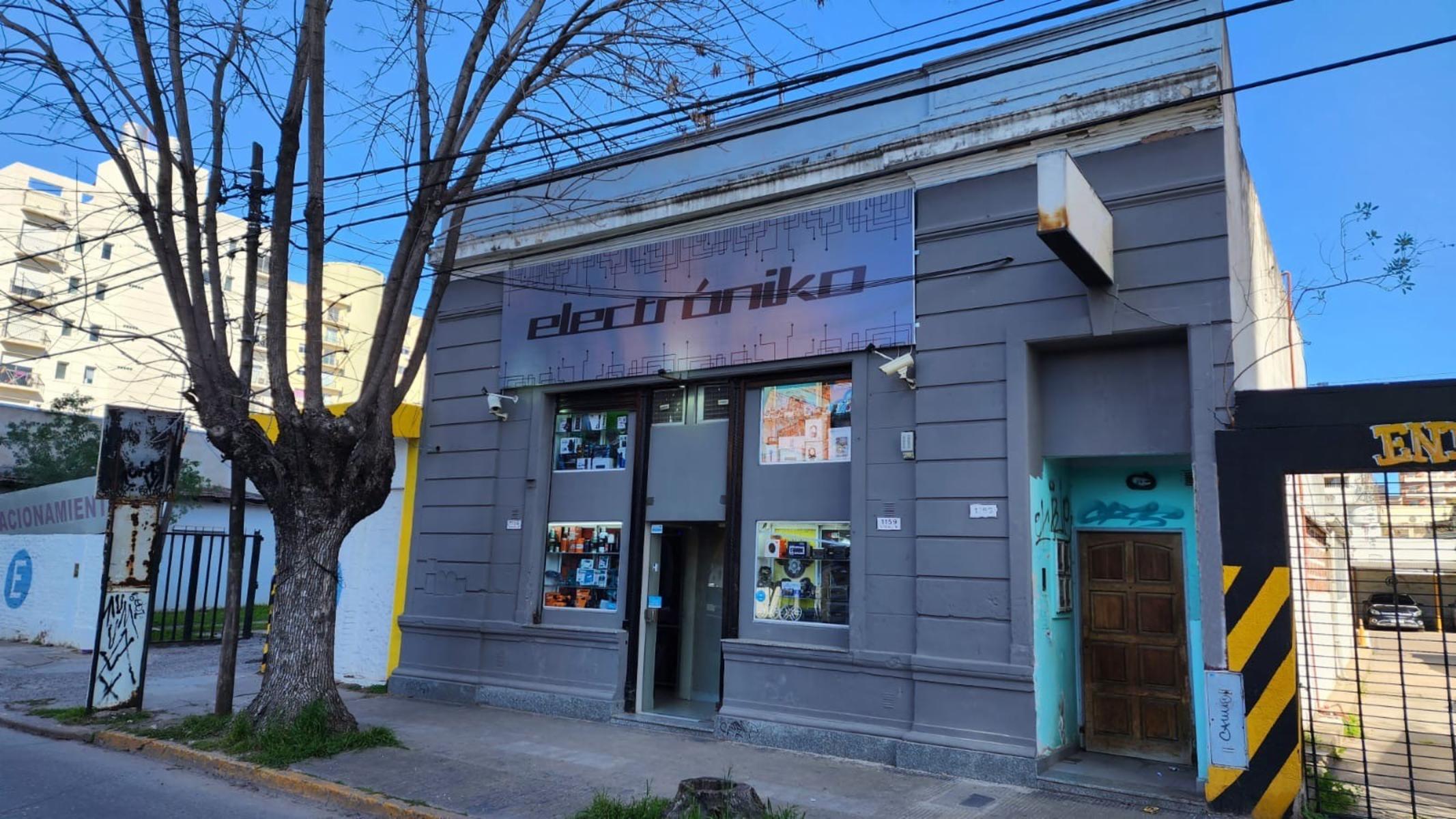 Excelente local , para oficina o local comercial.