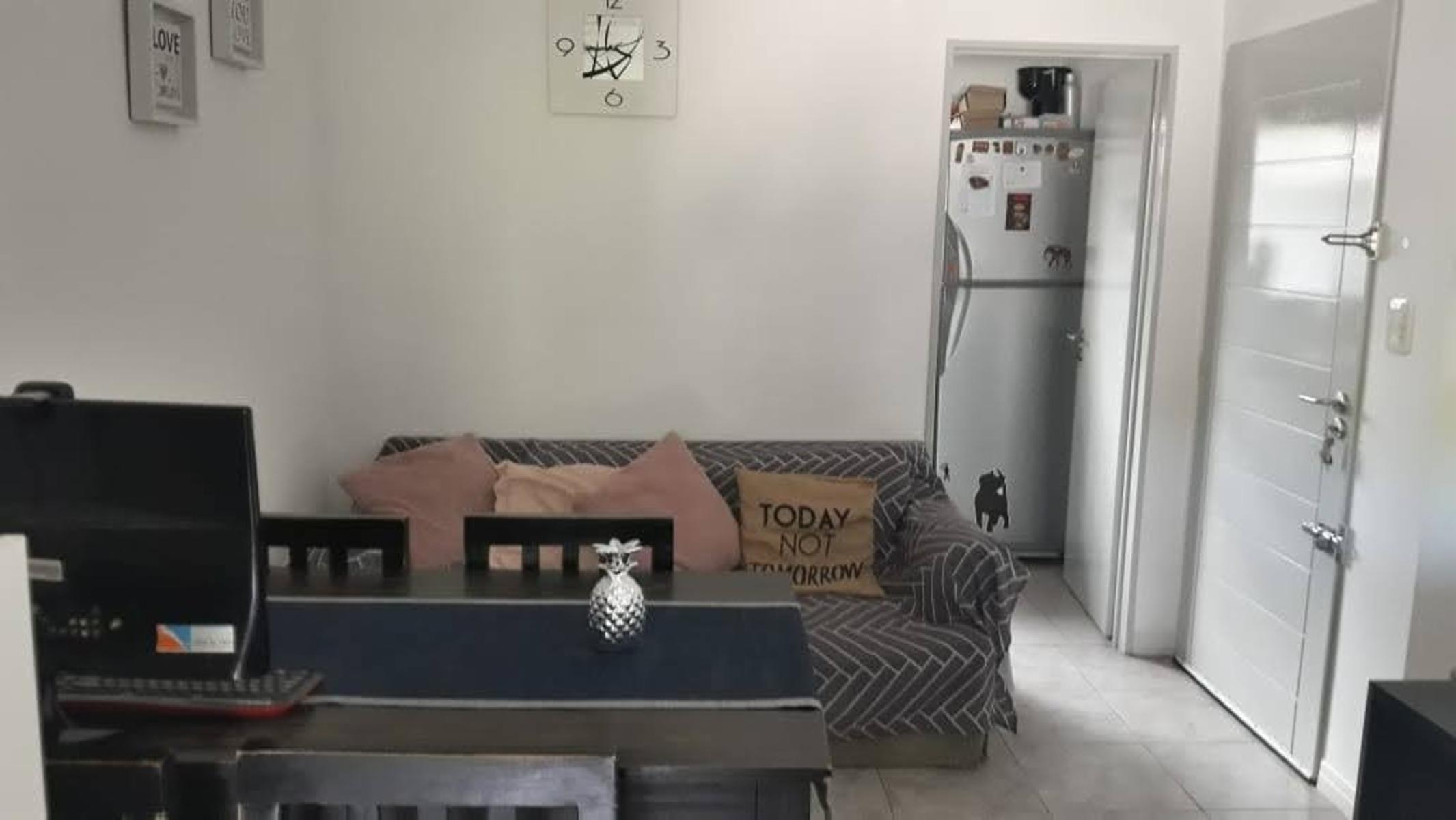 Monoambiente en venta moron