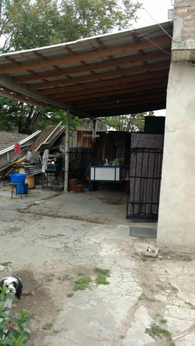 departamento en venta con patio y galeria en km 36