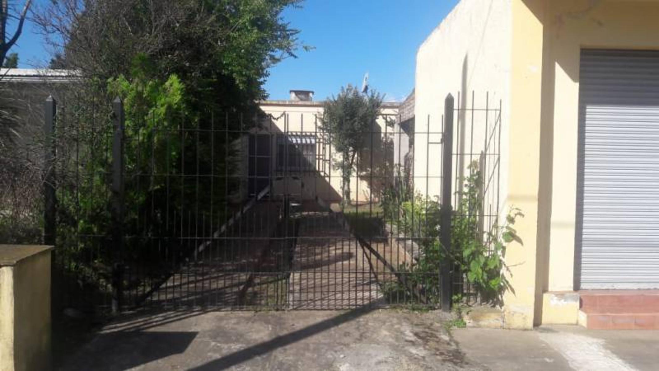 CASA EN VENTA EN KM. 43 BARRIO MERCEDES BENZ