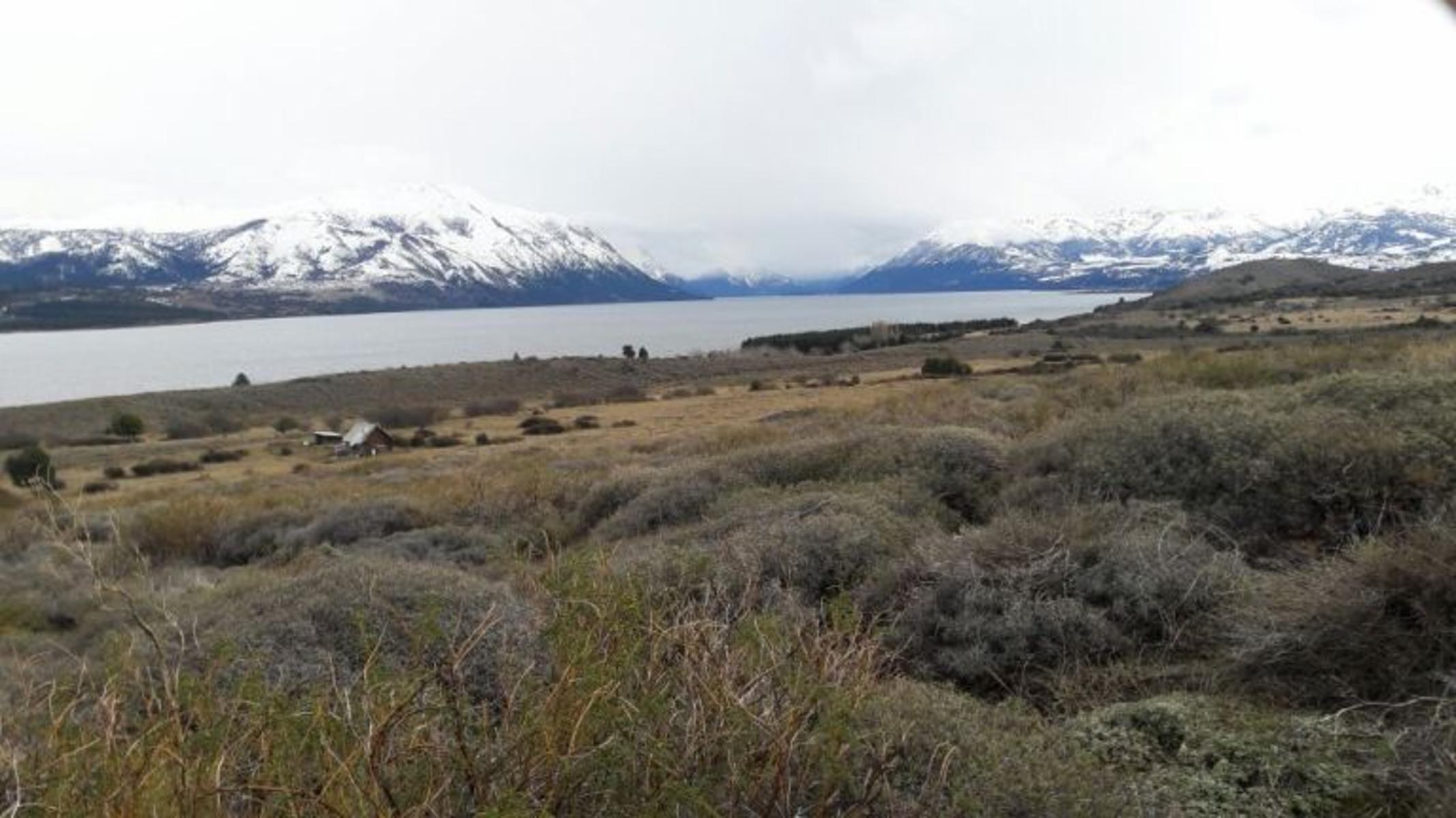 Terreno de 612 m2 en el loteo Villa Huechulafquen del Lago Huechulafquen - Junin de los Andes.