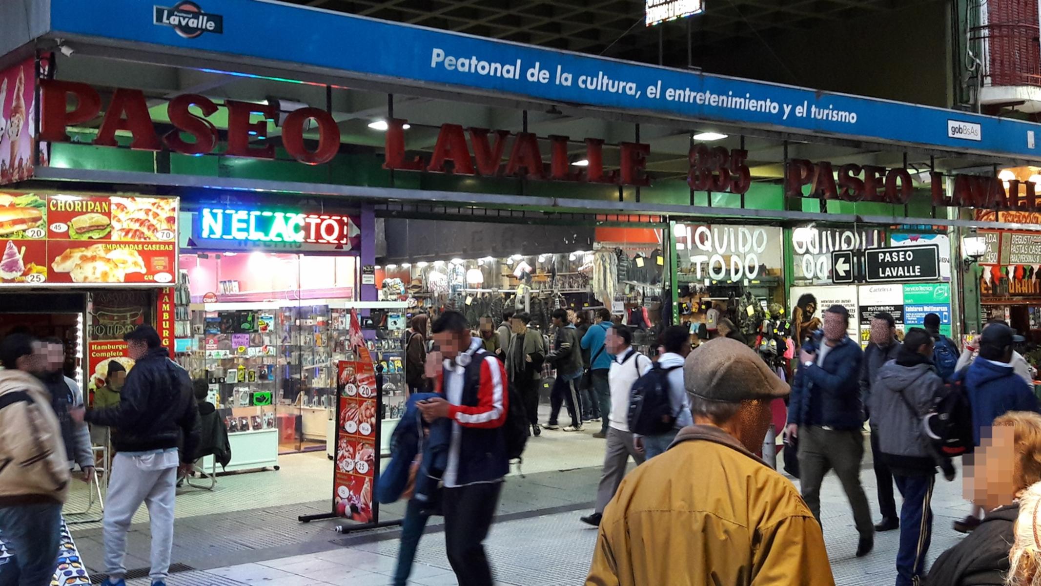 Local comercial en PASEO LAVALLE (Excelente Renta/Inversión)