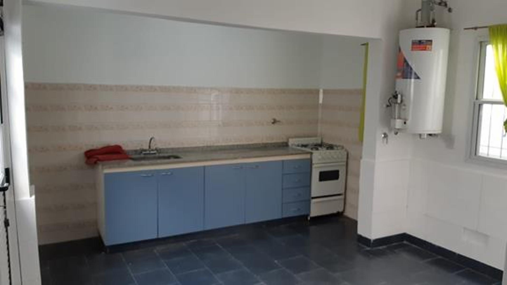 DTO 2 AMBIENTES CON PATIO (CORONEL THORNE 946) C.MADERO