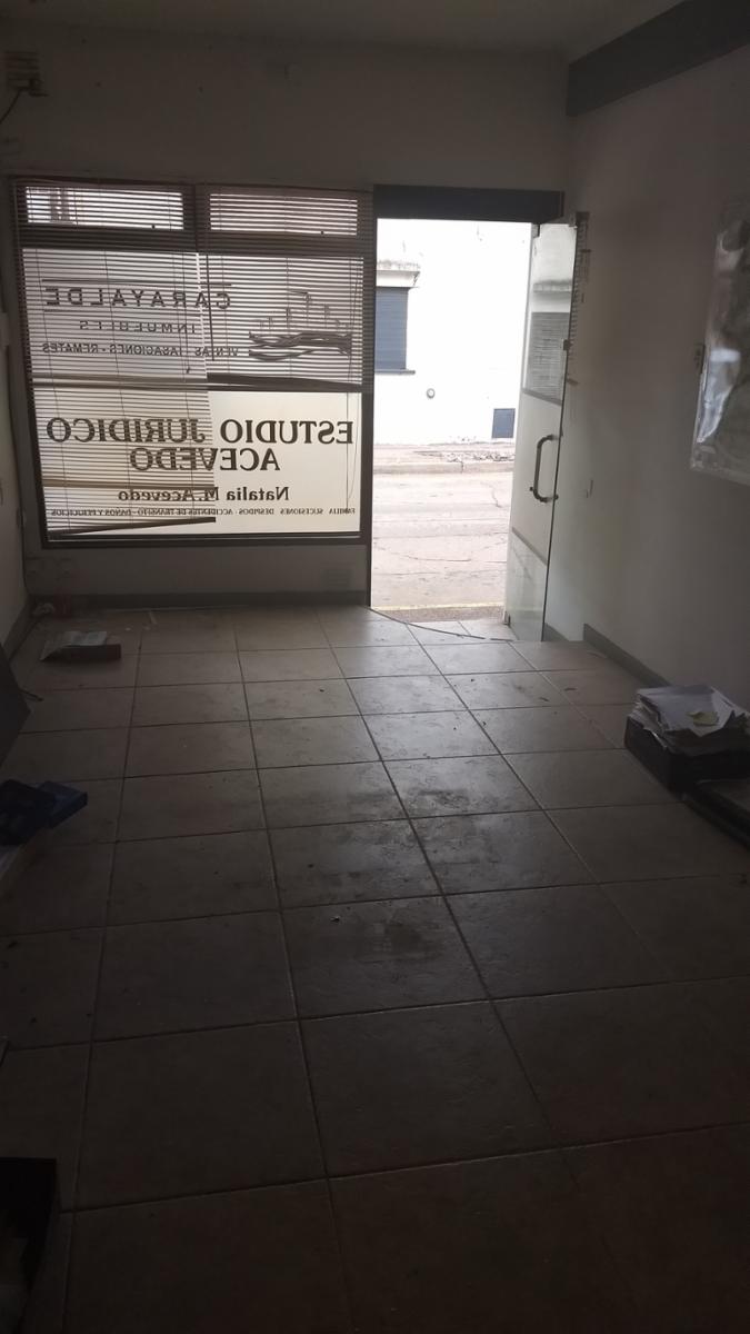 SE ALQUILA OFICINA
