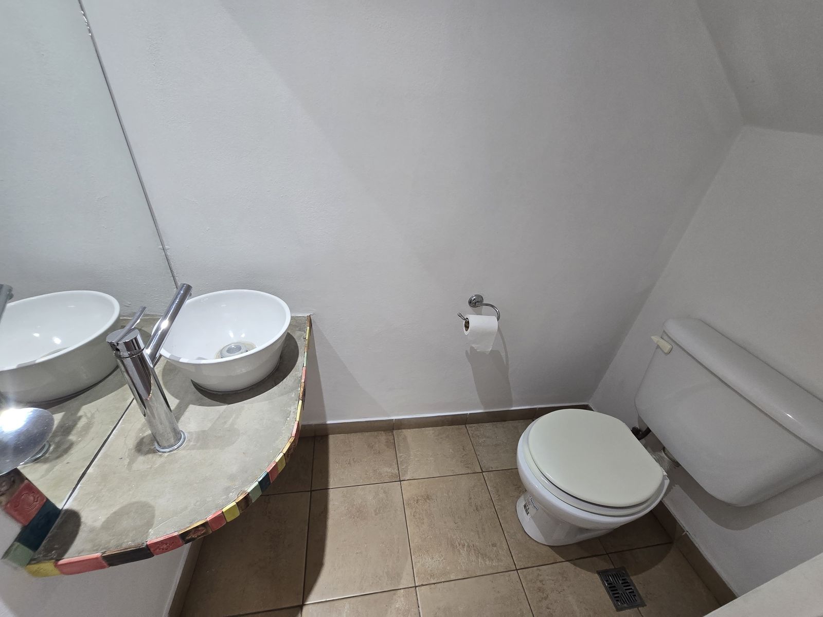 VENTA DE DUPLEX 3 AMBIENTES A LA CALLE CON COCHERA - INDEPENDIENTE - SIN EXPENSAS - LUIS GUILLÓN