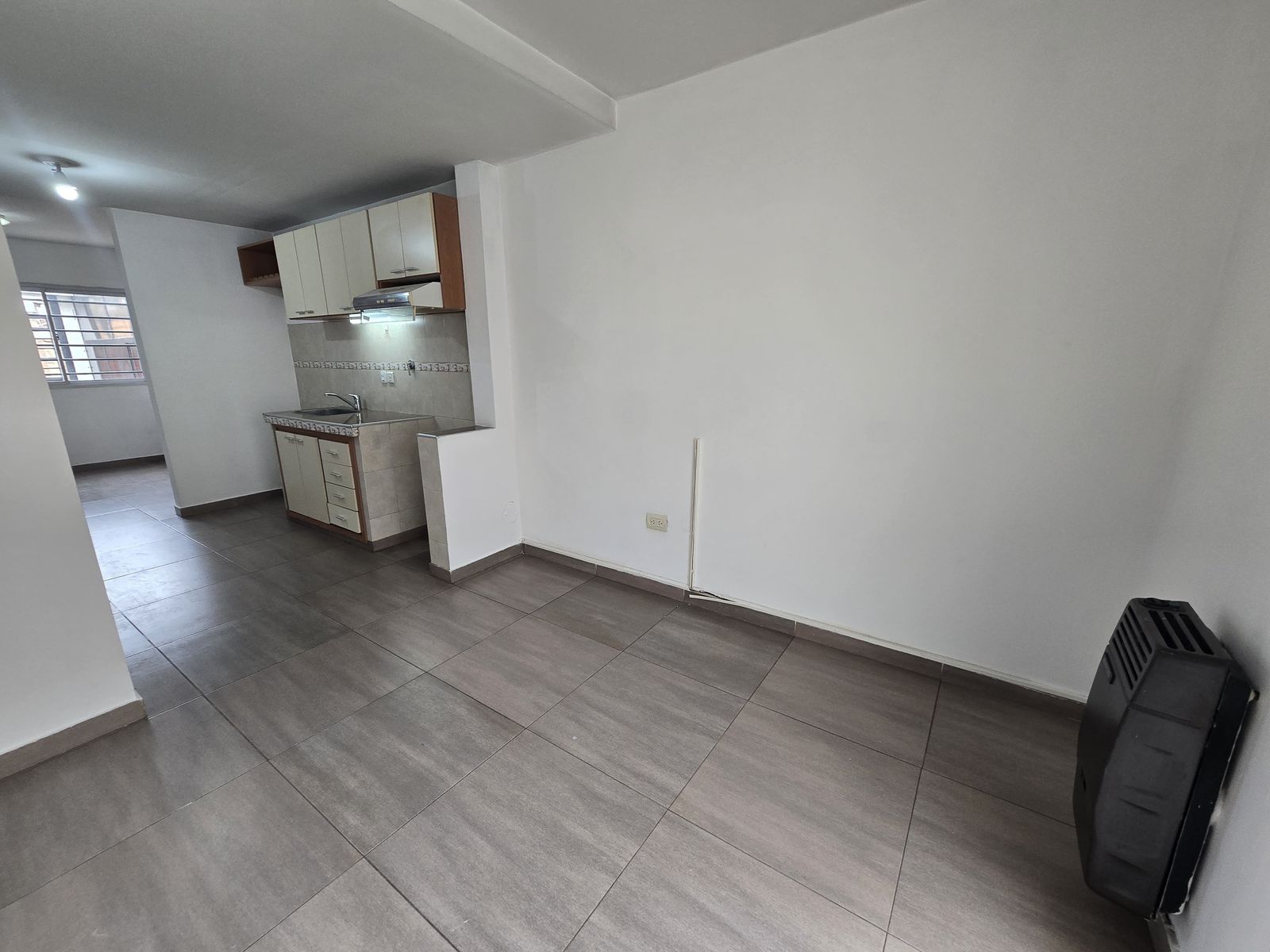 VENTA DE DUPLEX 3 AMBIENTES - SIN EXPENSAS - APTO A CRÉDITO - LUIS GUILLÓN