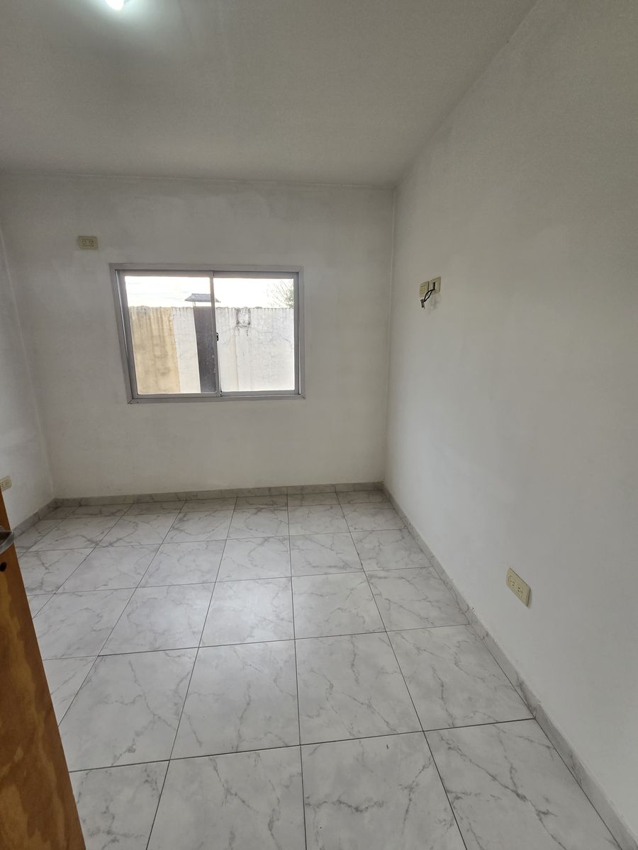 VENTA DE DUPLEX 3 AMBIENTES - SIN EXPENSAS - APTO A CRÉDITO - LUIS GUILLÓN