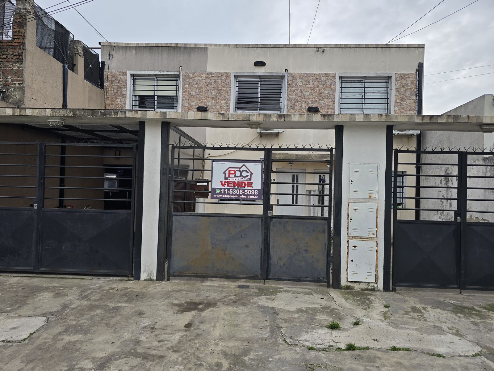 VENTA DE DUPLEX 3 AMBIENTES - SIN EXPENSAS - APTO A CRÉDITO - LUIS GUILLÓN
