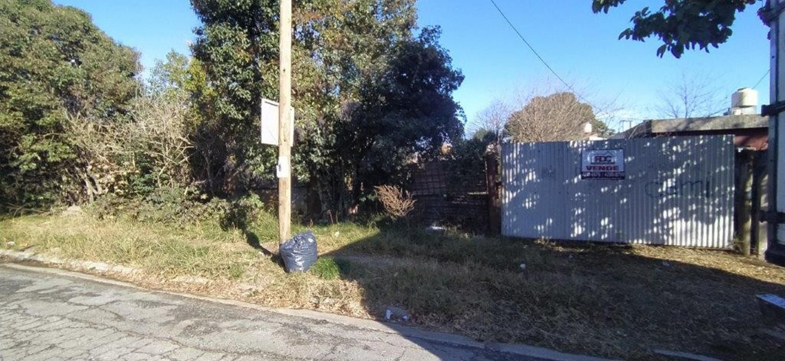 VENTA DE LOTE TERRENO SOBRE ASFALTO - 283 M² - A METROS DE AV. MONTEVERDE - BURZACO