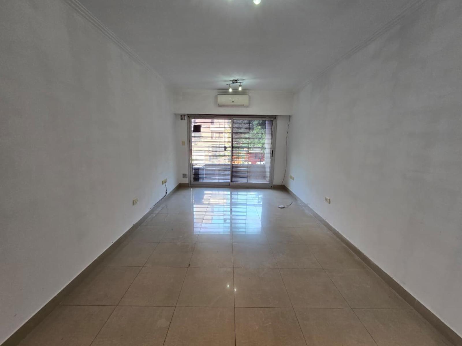 ALQUILER DE DEPARTAMENTO MONOAMBIENTE - CON COCHERA TECHADA - CONUNSPLIT- MONTE GRANDE CENTRO A 150 MS DE BOULEVARD BS AS