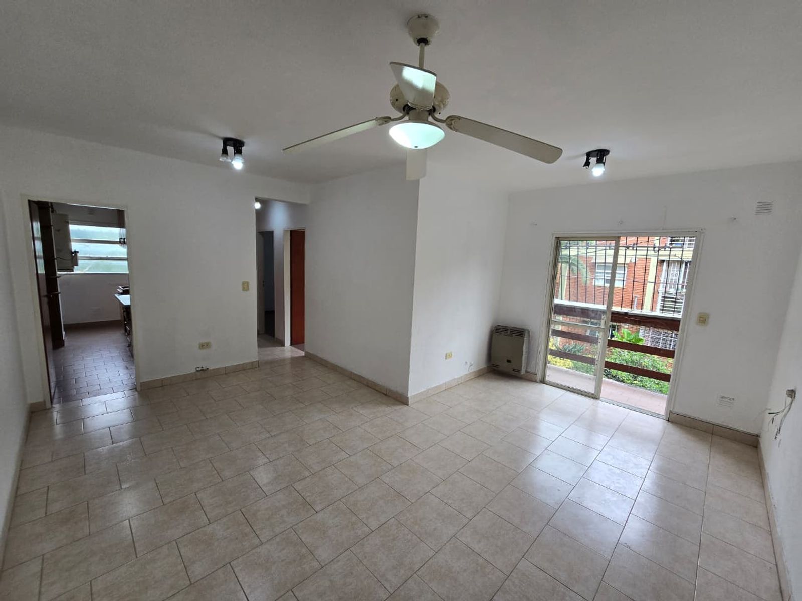 ALQUILER DE DEPARTAMENTO 3 AMBIENTES EN PRIMER PISO - BARRIO COCA COLA - VITUN 3 - MONTE GRANDE