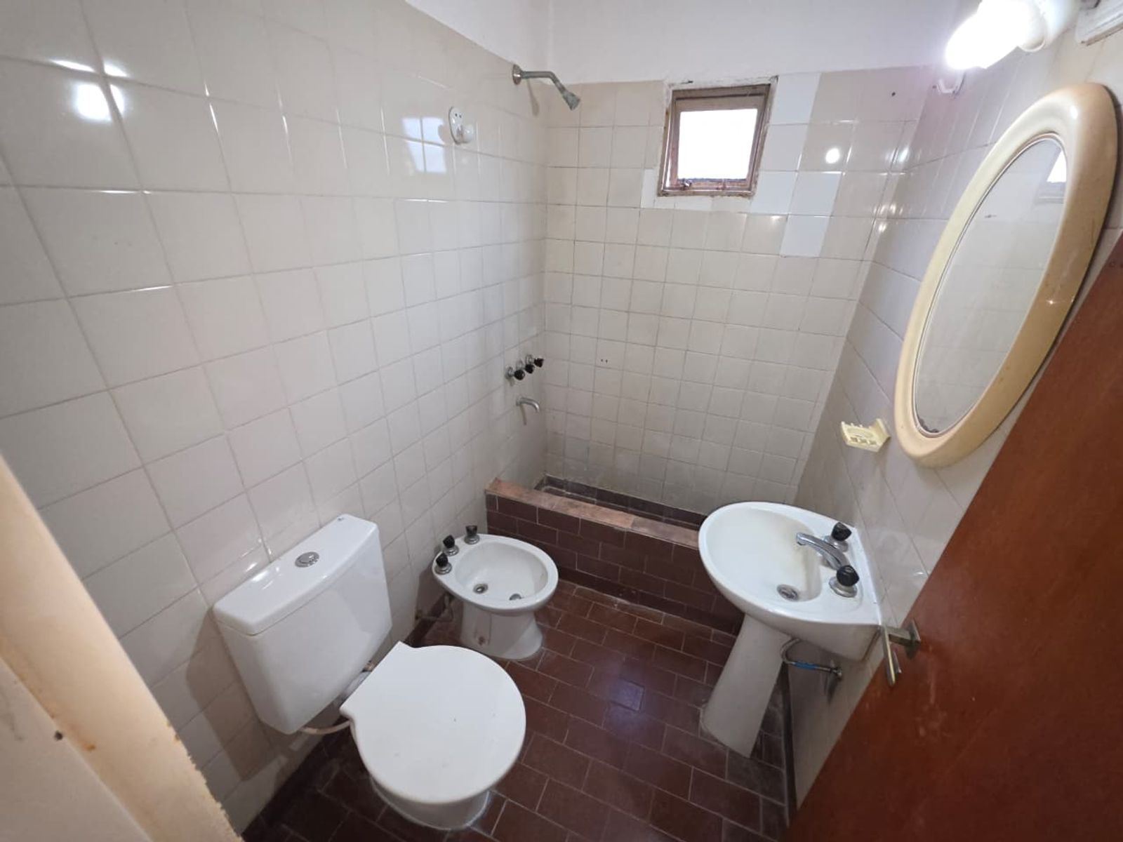 ALQUILER DE DEPARTAMENTO 3 AMBIENTES - BARRIO COCA COLA - MONTE GRANDE -