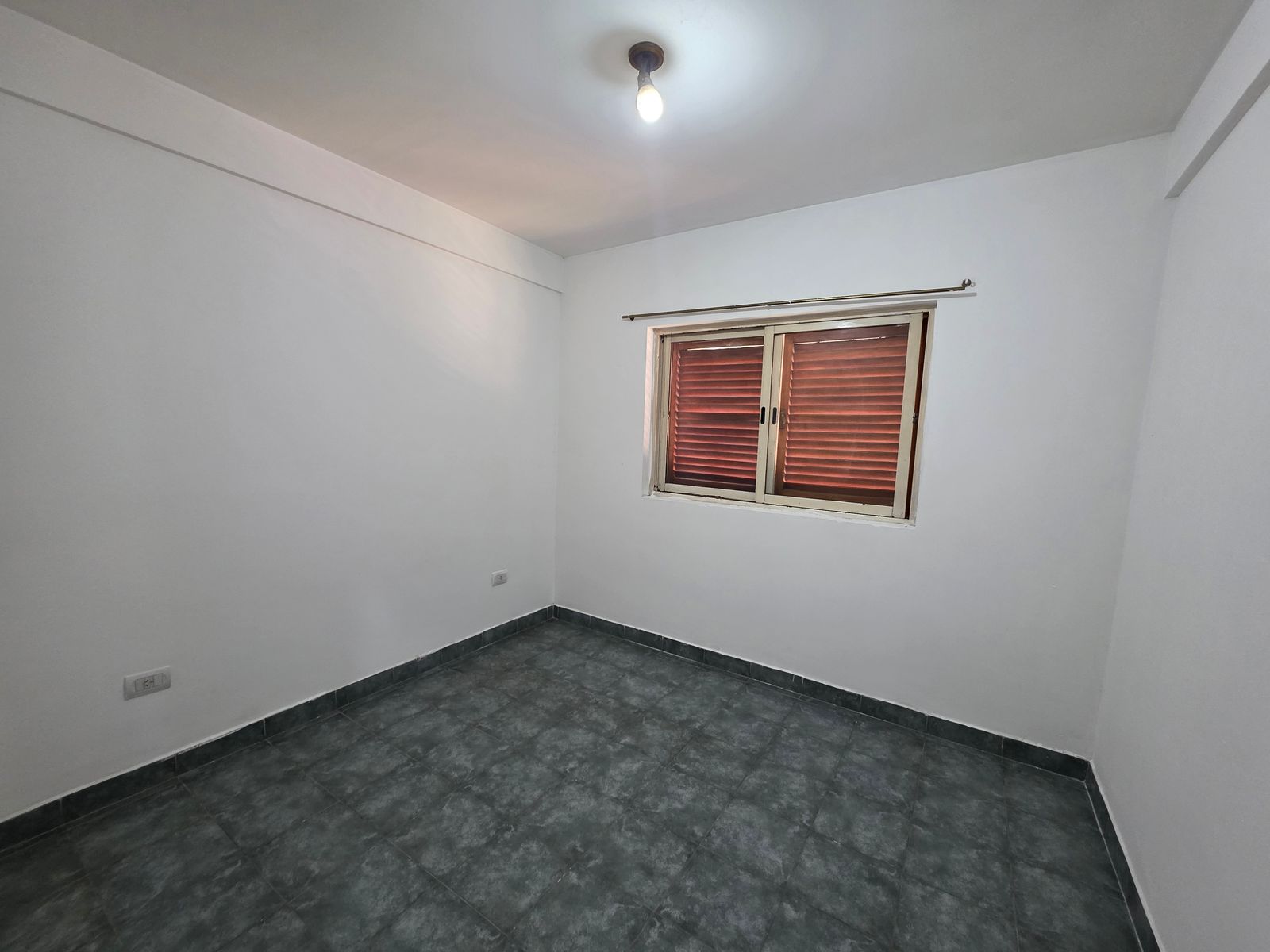 ALQUILER DE DEPARTAMENTO 3 AMBIENTES EN BARRIO COCA COLA - MONTE GRANDE