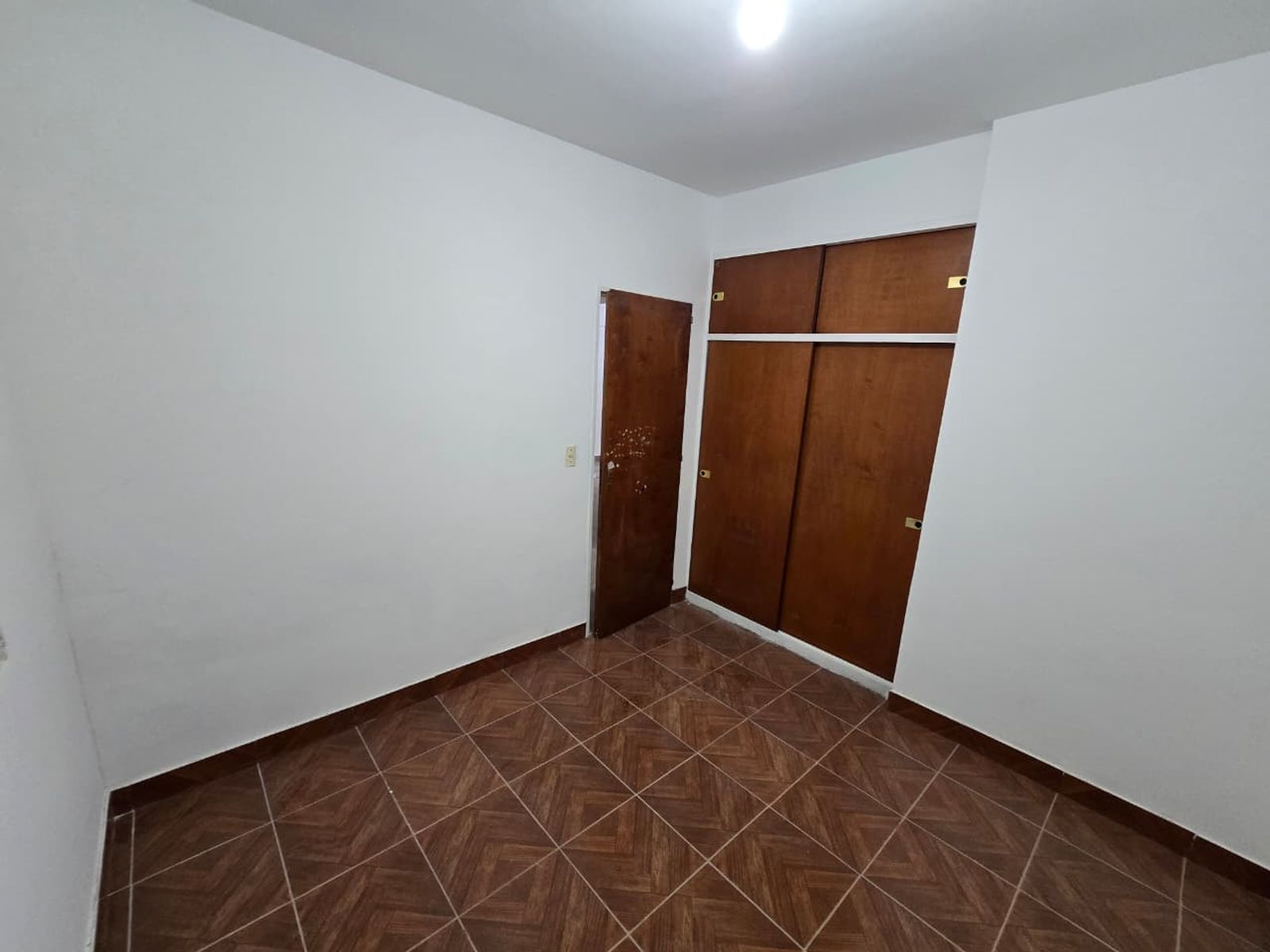 VENTA DE DEPARTAMENTO 3 AMBIENTES EN BARRIO COCA COLA - MONTE GRANDE