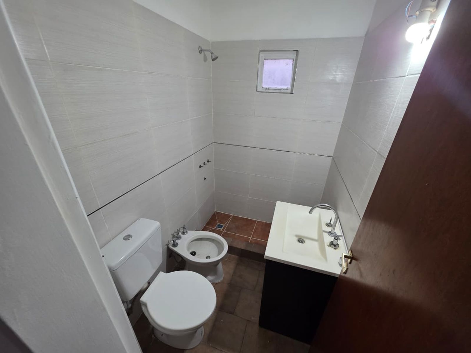 VENTA DE DEPARTAMENTO 3 AMBIENTES EN BARRIO COCA COLA - MONTE GRANDE