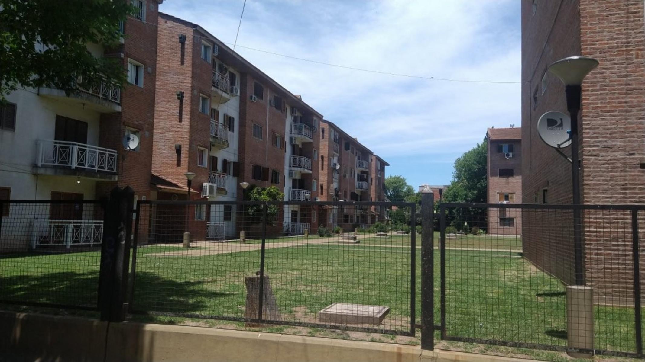 VENTA DE DEPARTAMENTO 3 AMBIENTES EN BARRIO LA JOSEFINA - MONTE GRANDE - APTO A CRÉDITO HIPOTECARIO