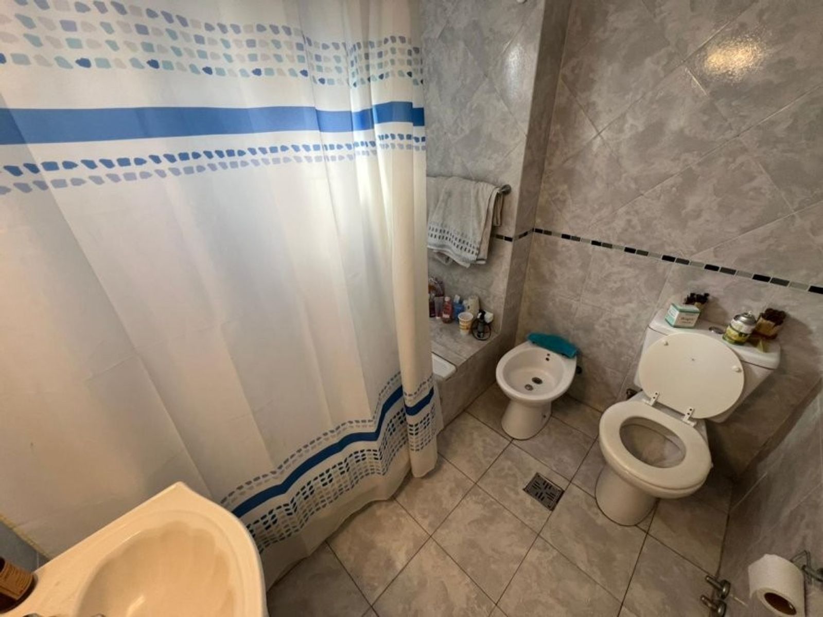 VENTA DE DEPARTAMENTO 2 AMBIENTES - APTO A CRÉDITO - MONTE GRANDE CENTRO