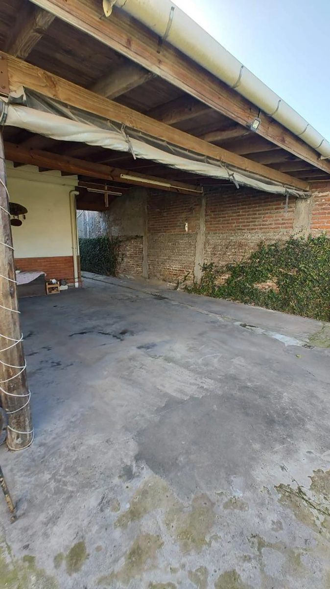 VENTA DE CASA 3 AMBIENTES SOBRE LOTE DE 350 M² - A METROS DE CAMINODECINTURA - LUIS GUILLÓN