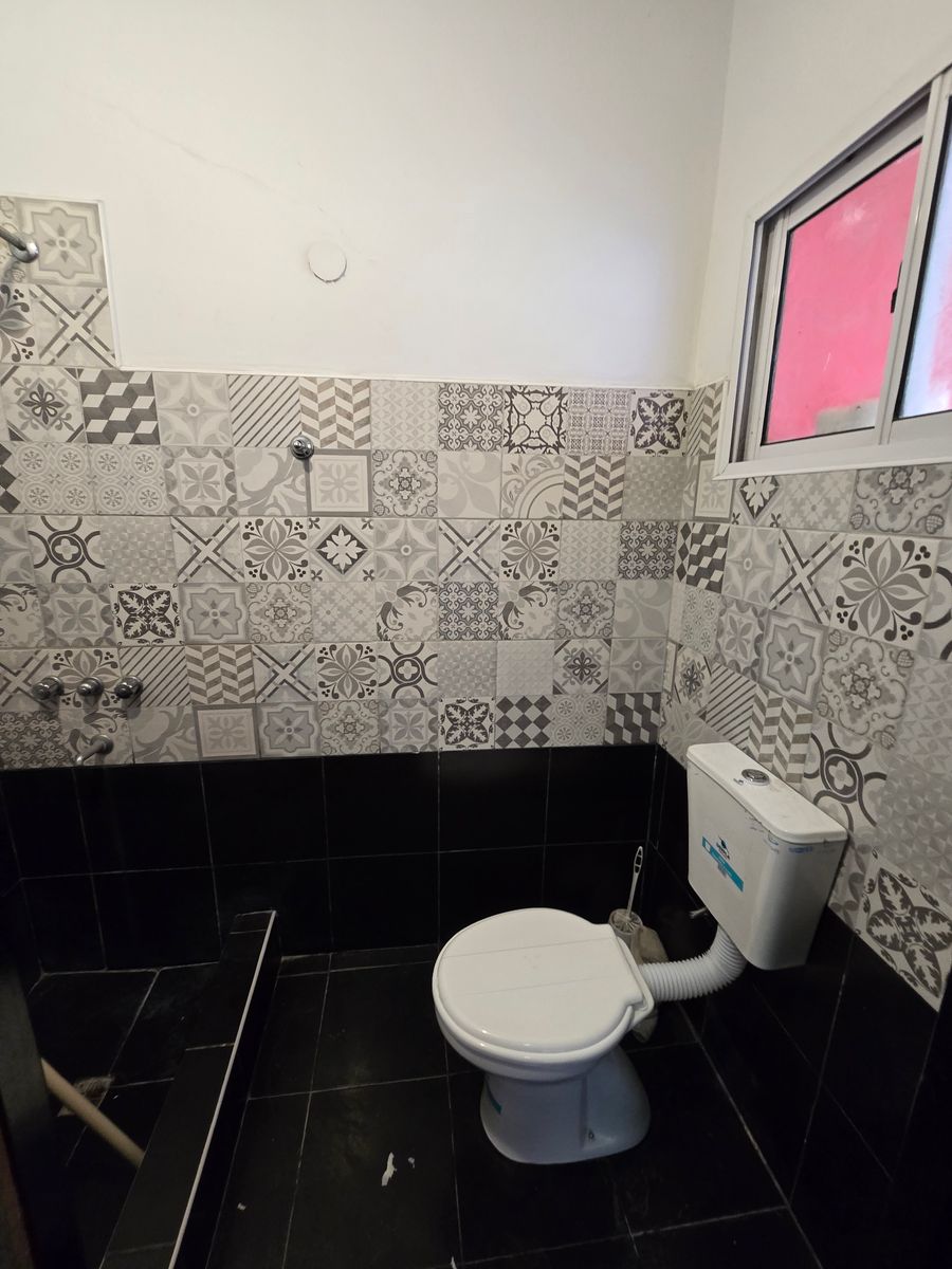 ALQUILER DE CASA 4 AMBIENTES CON PILETA DE NATACION - MONTE GRANDE