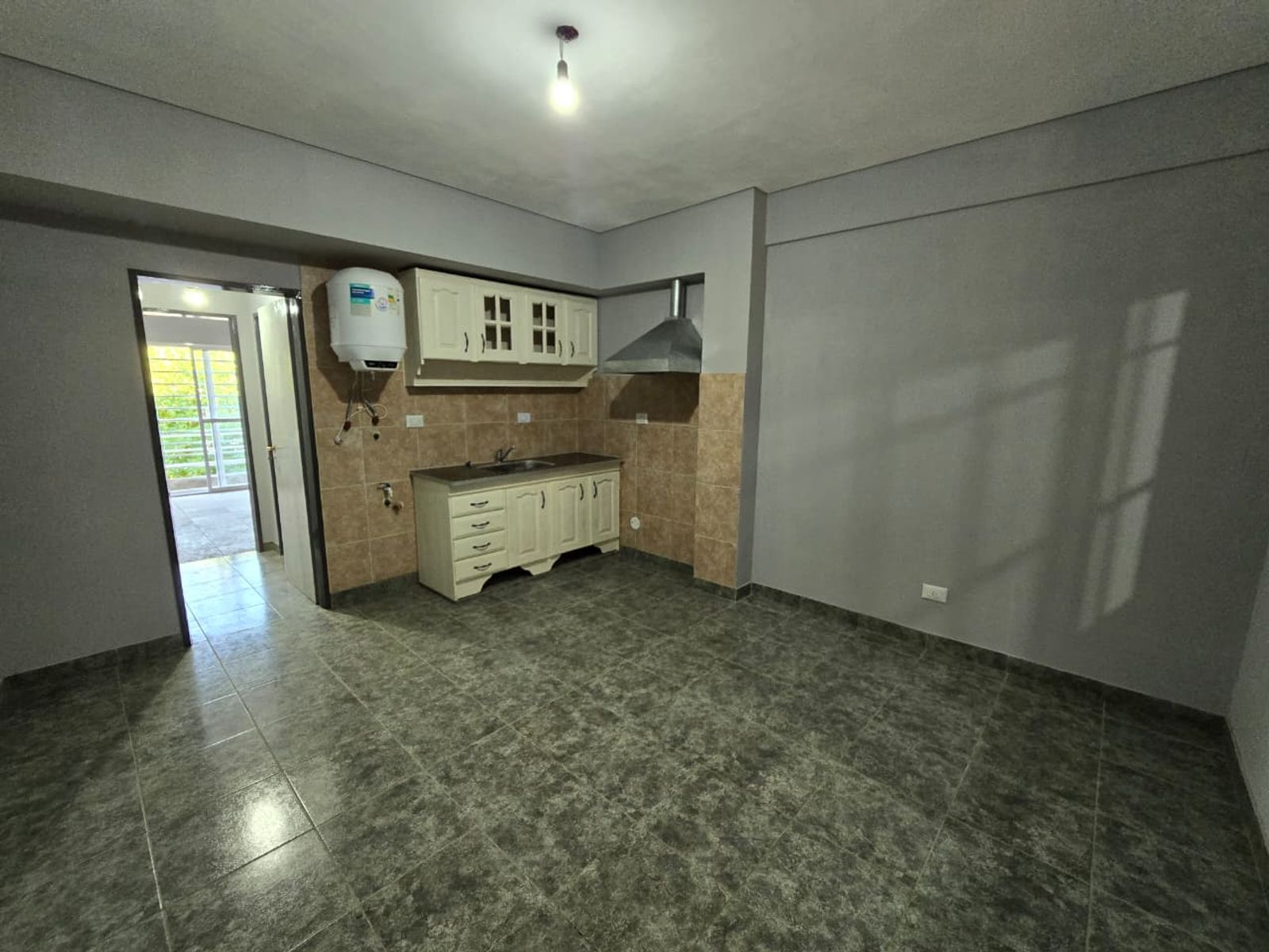 ALQUILER DE DEPARTAMENTO 2 AMBIENTES EN EL JAGÜEL - CENTRO