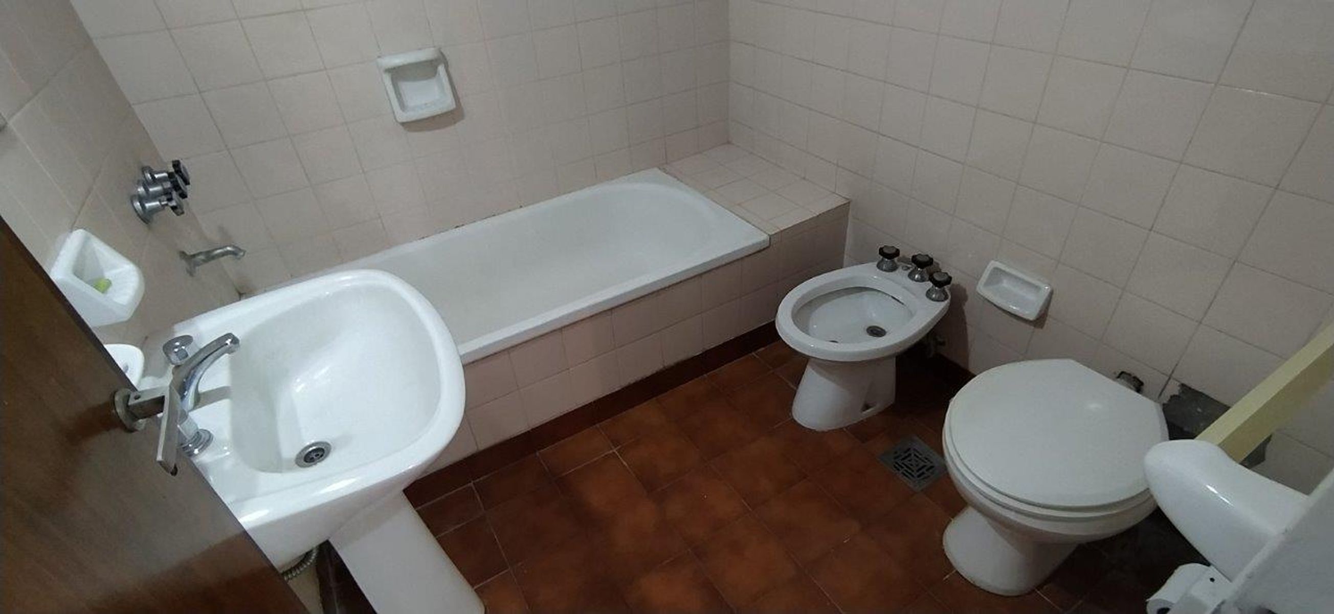 VENTA DE DEPARTAMENTO 2 AMBIENTES APTO A CREDITO EN MONTE GRANDE