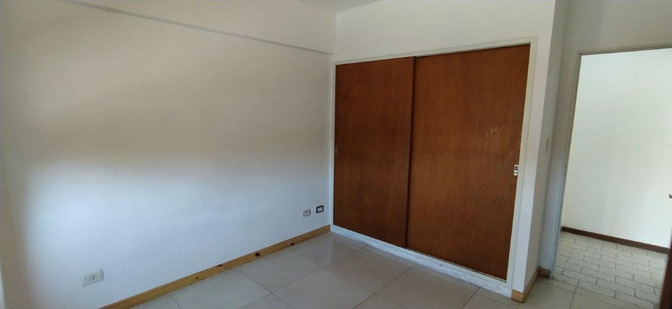 VENTA DE DEPARTAMENTO 2 AMBIENTES APTO A CREDITO EN MONTE GRANDE