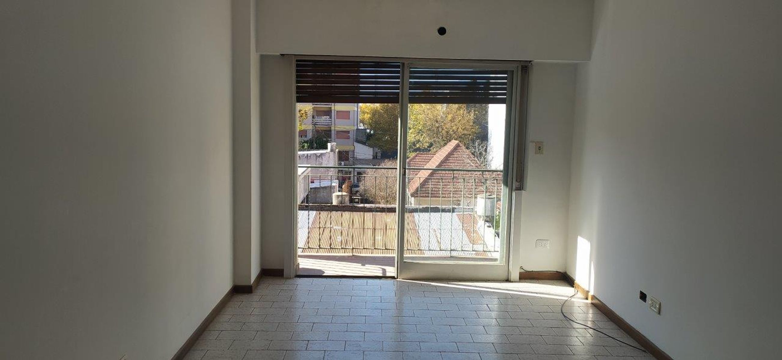 VENTA DE DEPARTAMENTO 2 AMBIENTES APTO A CREDITO EN MONTE GRANDE