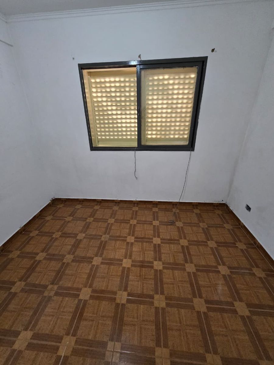 ALQUILER DE EXCELENTE DEPARTAMENTO 3 AMBIENTES SOBRE AVENIDA - BARRIO COCA COLA - MONTE GRANDE