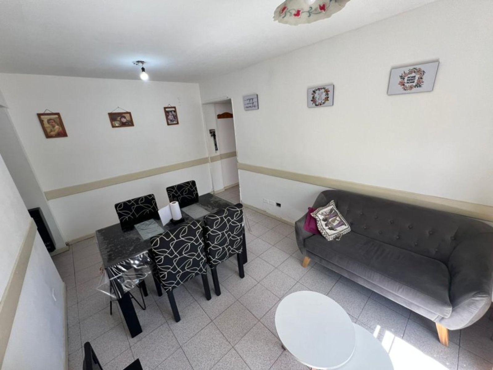 VENTA DE DEPARTAMENTO 3 AMBIENTES EN MONTE GRANDE - CON COCHERA - APTO A CREDITO HIPOTECARIO