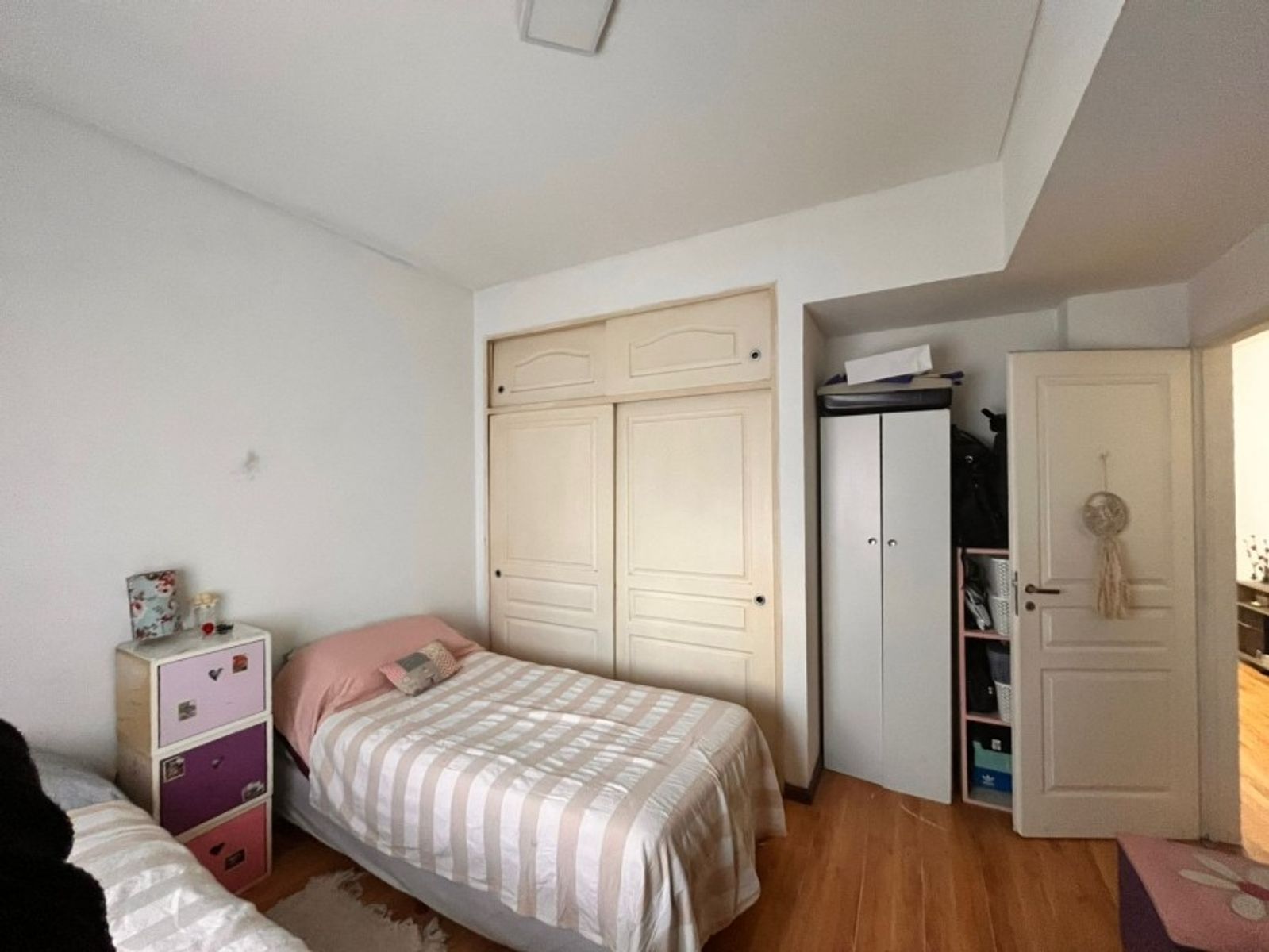 VENTA DE EXCELENTE DEPARTAMENTO EN CENTRO DE LOMAS DE ZAMORA - APTO CREDITO HIPOTECARIO