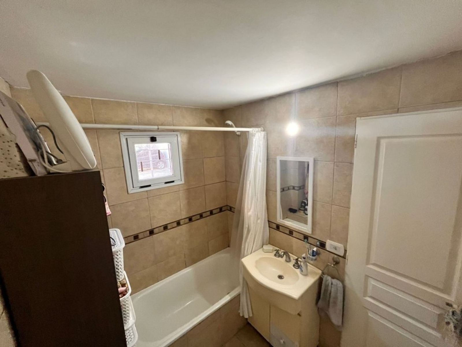 VENTA DE EXCELENTE DEPARTAMENTO EN CENTRO DE LOMAS DE ZAMORA - APTO CREDITO HIPOTECARIO