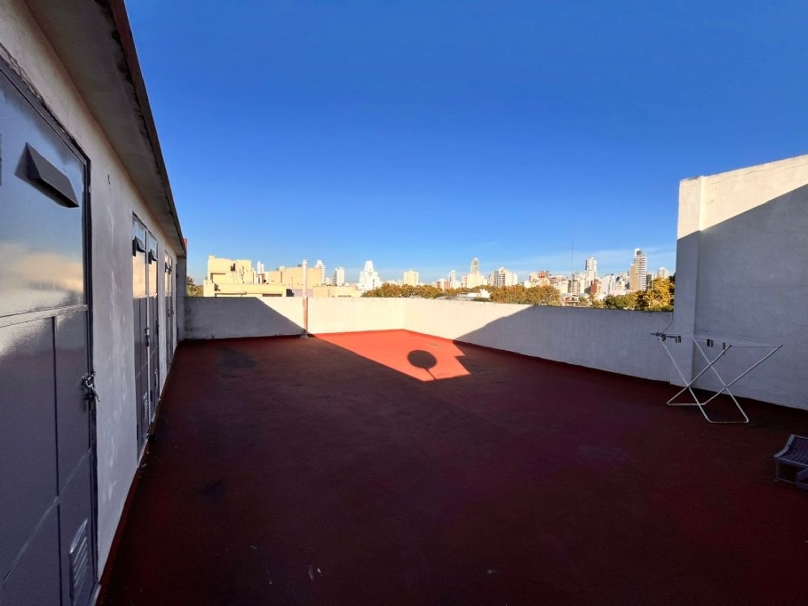 VENTA DE EXCELENTE DEPARTAMENTO EN CENTRO DE LOMAS DE ZAMORA - APTO CREDITO HIPOTECARIO