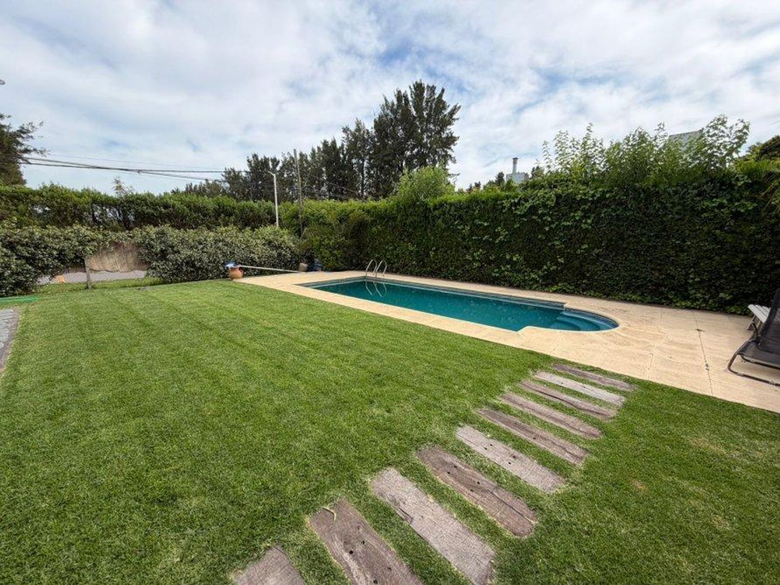 VENTA DE HERMOSA CASA 4 AMBIENTES EN COUNTRY EL VENADO DE CANNING - APTA CRÉDITO Y POSIBILIDAD DE FINANCIACIÓN DIRECTA