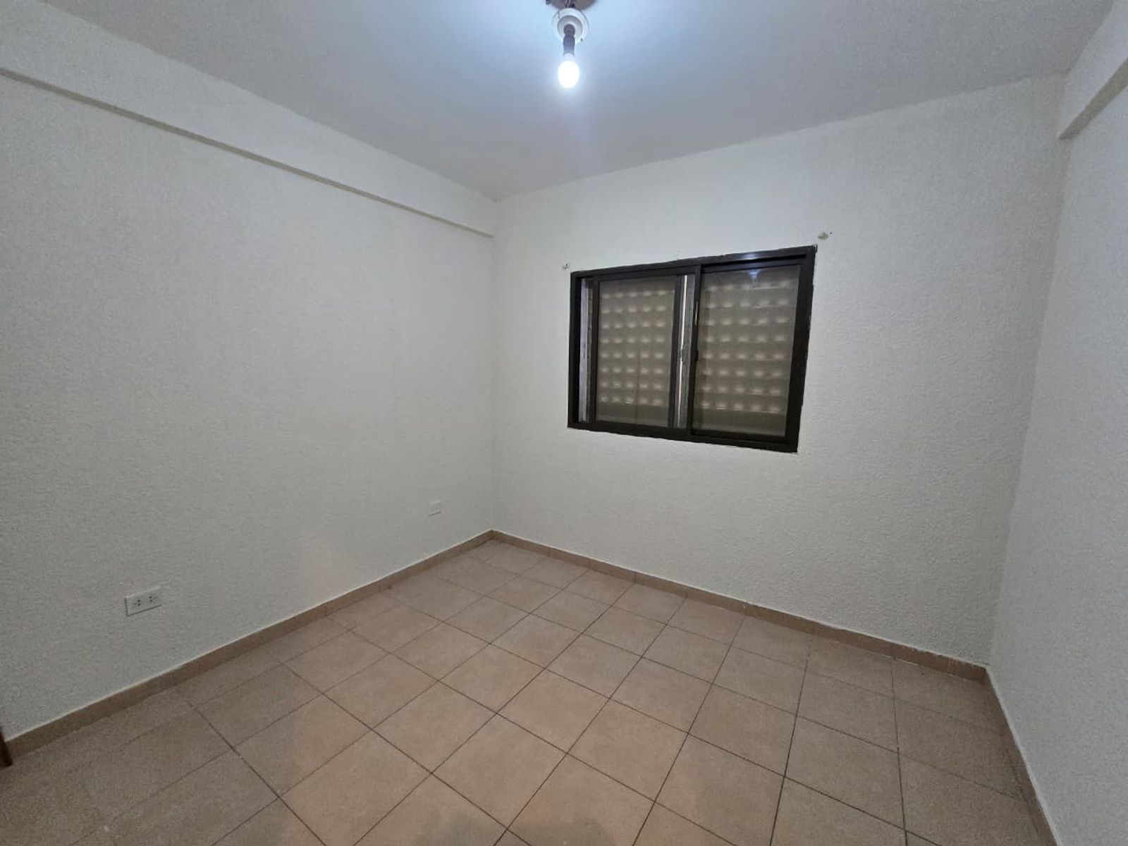 ALQUILER DE DEPARTAMENTO 3 AMBIENTES EN BARRIO COCA COLA MONTE GRANDE