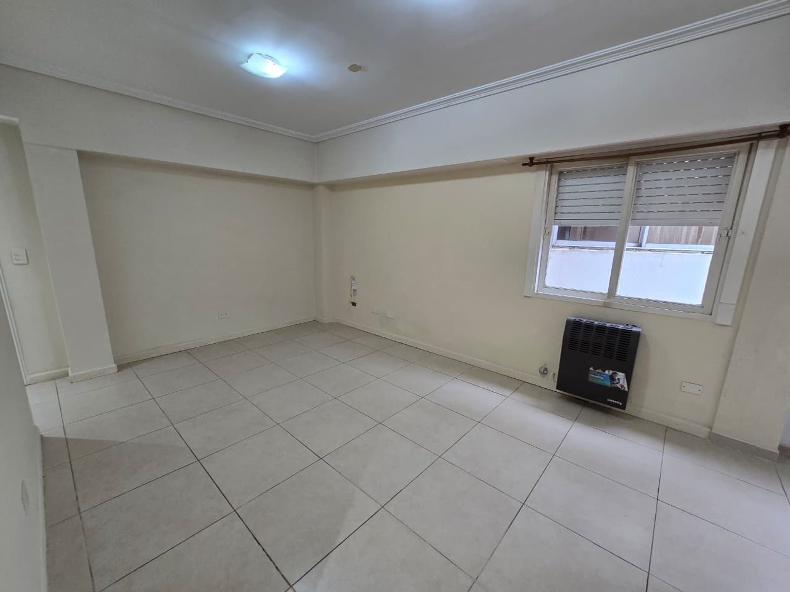 VENTA DE DEPARTAMENTO 2 AMBIENTES CON COCHERA - APTO CRÉDITO HIPOTECARIO
