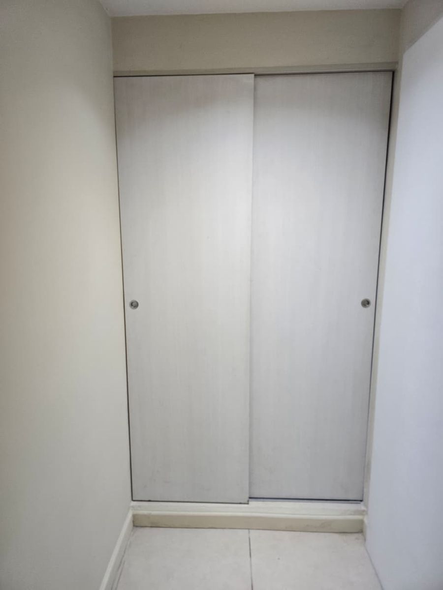 VENTA DE DEPARTAMENTO 2 AMBIENTES CON COCHERA - APTO CRÉDITO HIPOTECARIO