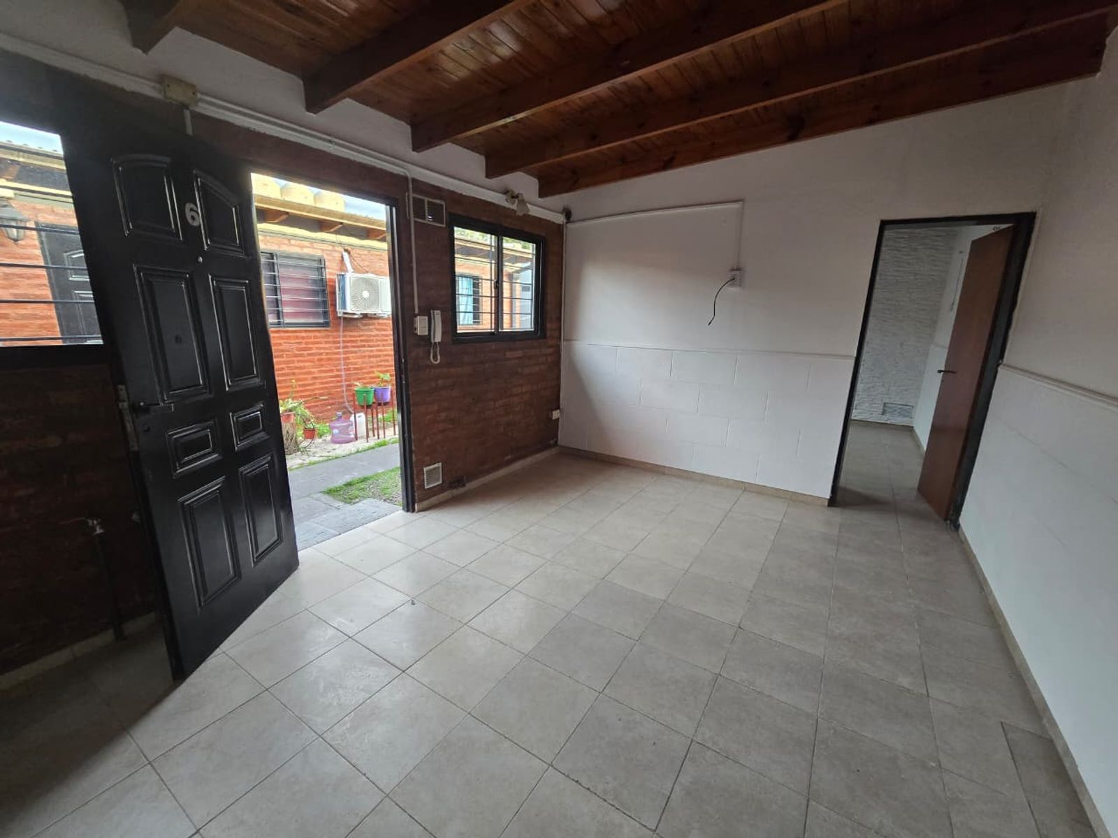 ALQUILER DE DEPARTAMENTO 3 AMBIENTES EN MONTE GRANDE