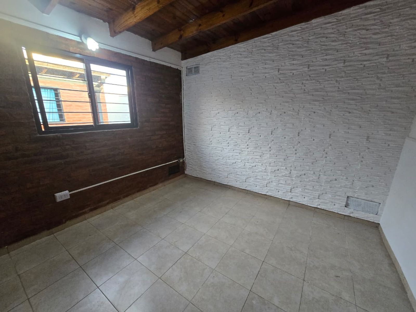 ALQUILER DE DEPARTAMENTO 3 AMBIENTES EN MONTE GRANDE