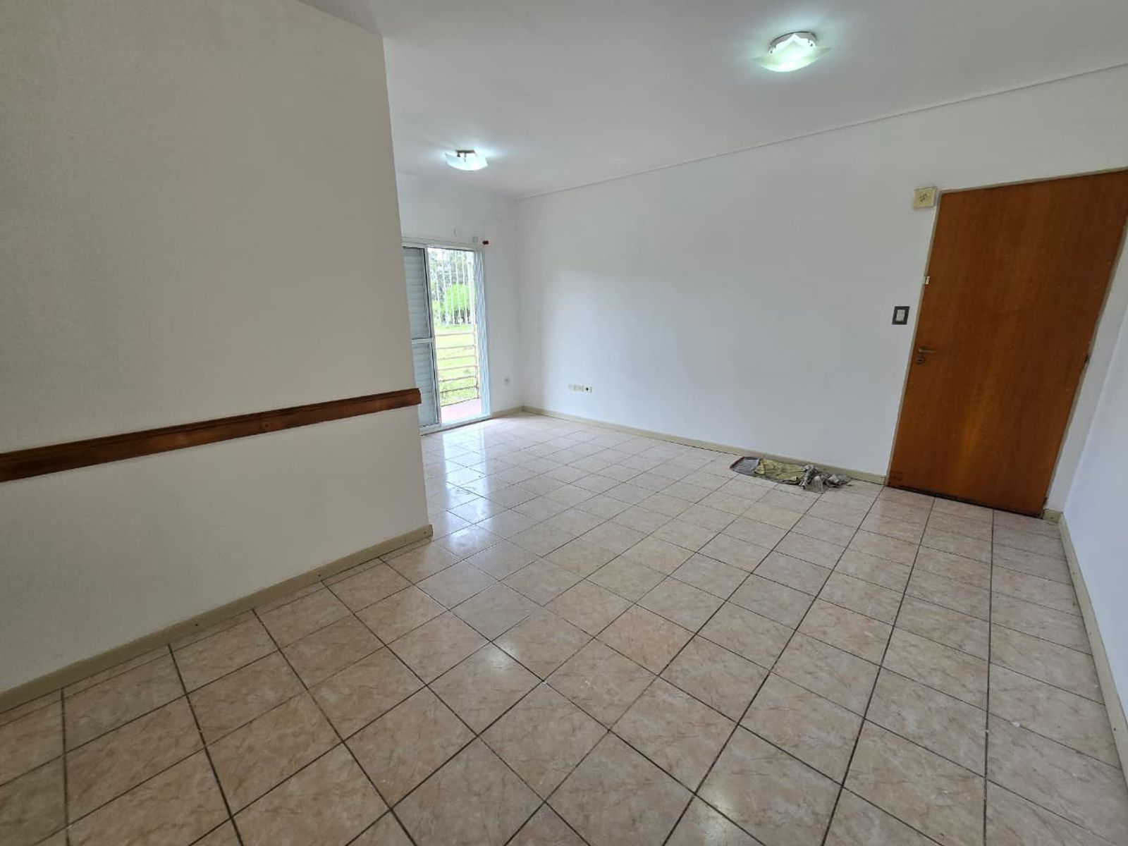 VENTA DE DEPARTAMENTO 3 AMBIENTES EN COMPLEJO DOCENLOM III - EL JAGÜEL