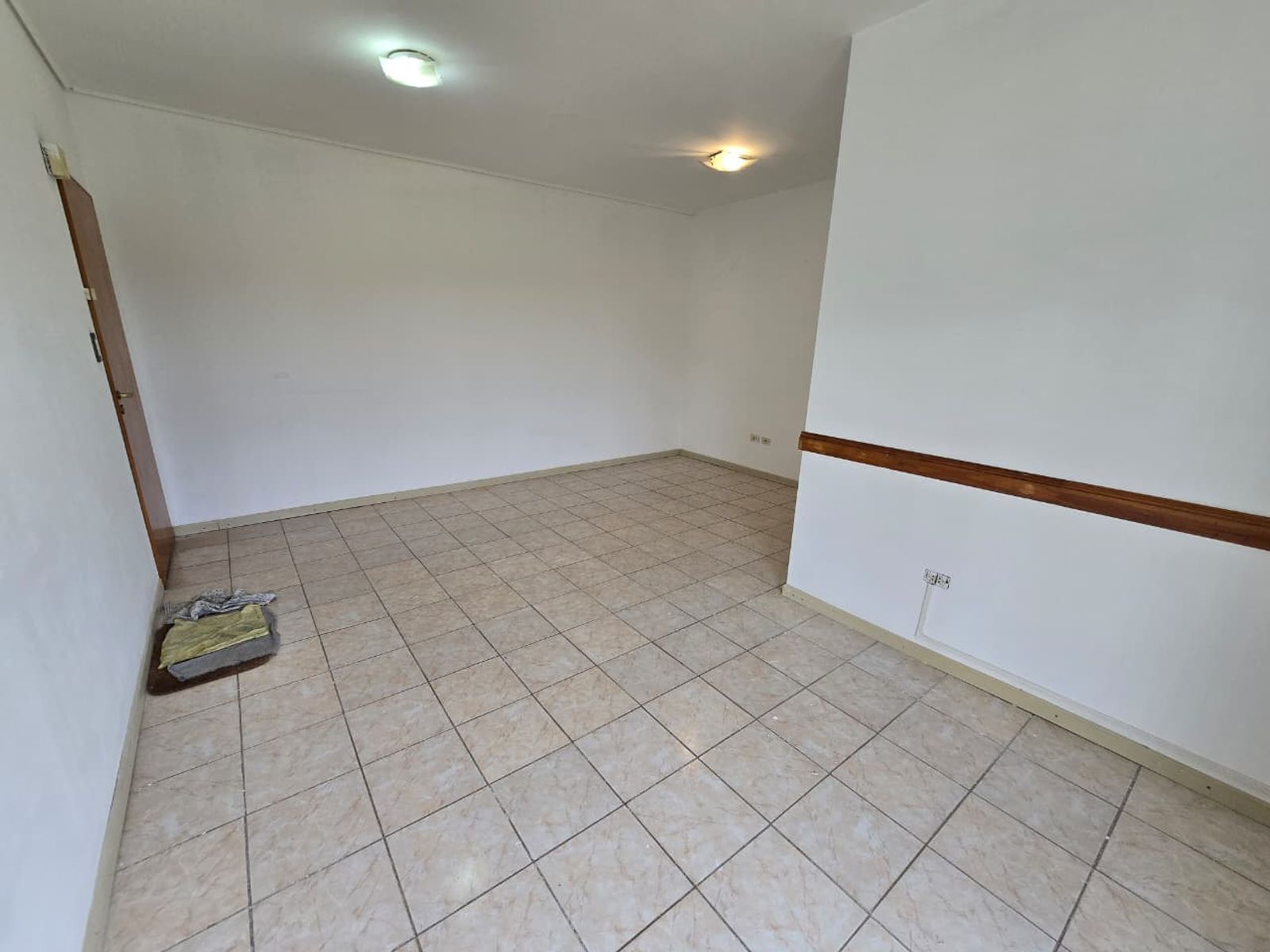 VENTA DE DEPARTAMENTO 3 AMBIENTES EN COMPLEJO DOCENLOM III - EL JAGÜEL