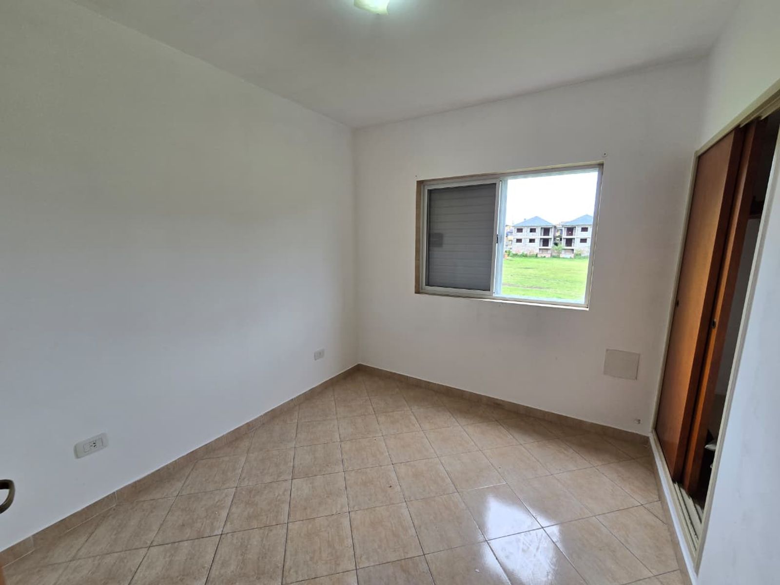 VENTA DE DEPARTAMENTO 3 AMBIENTES EN COMPLEJO DOCENLOM III - EL JAGÜEL