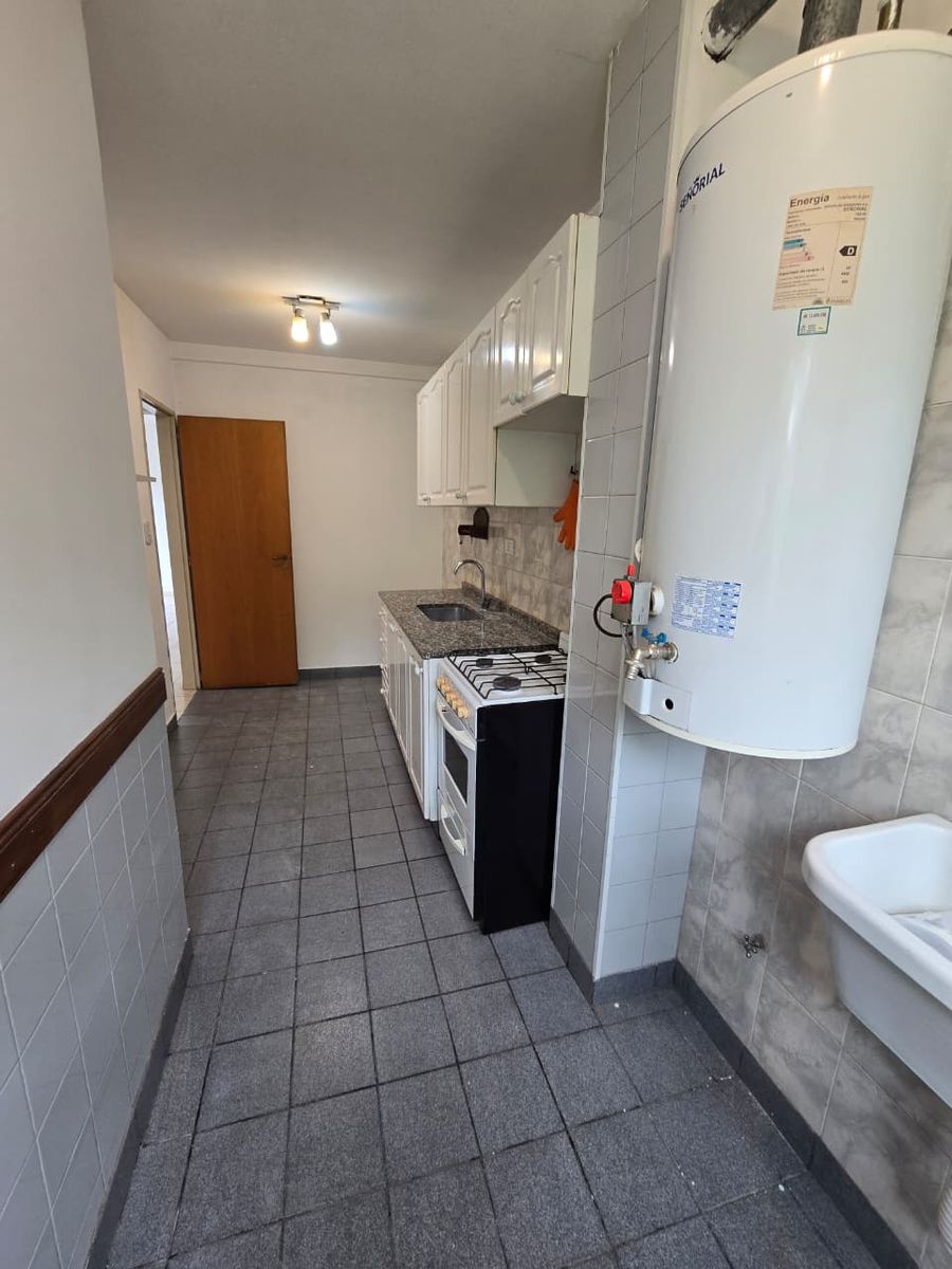 VENTA DE DEPARTAMENTO 3 AMBIENTES EN COMPLEJO DOCENLOM III - EL JAGÜEL