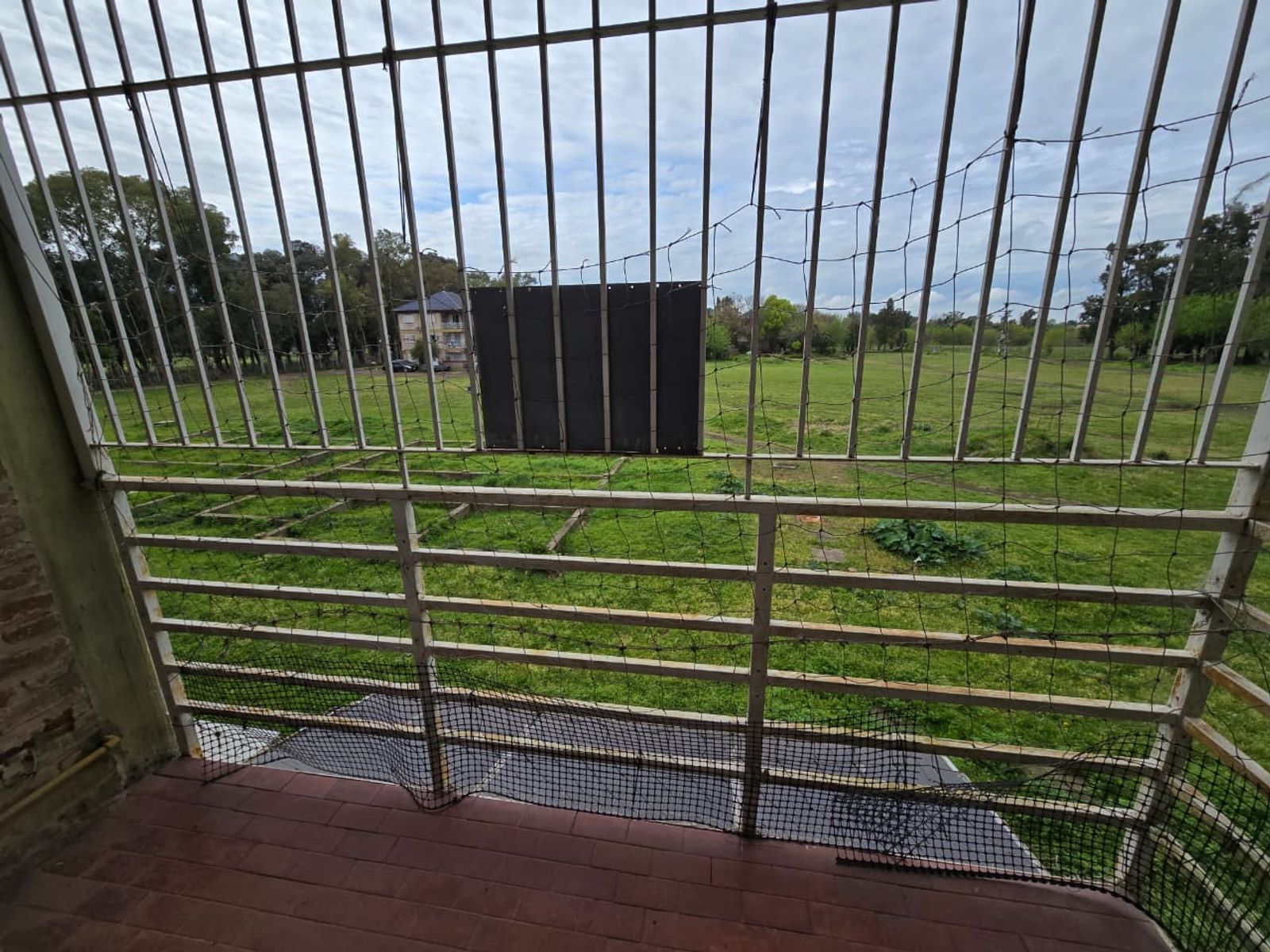 VENTA DE DEPARTAMENTO 3 AMBIENTES EN COMPLEJO DOCENLOM III - EL JAGÜEL