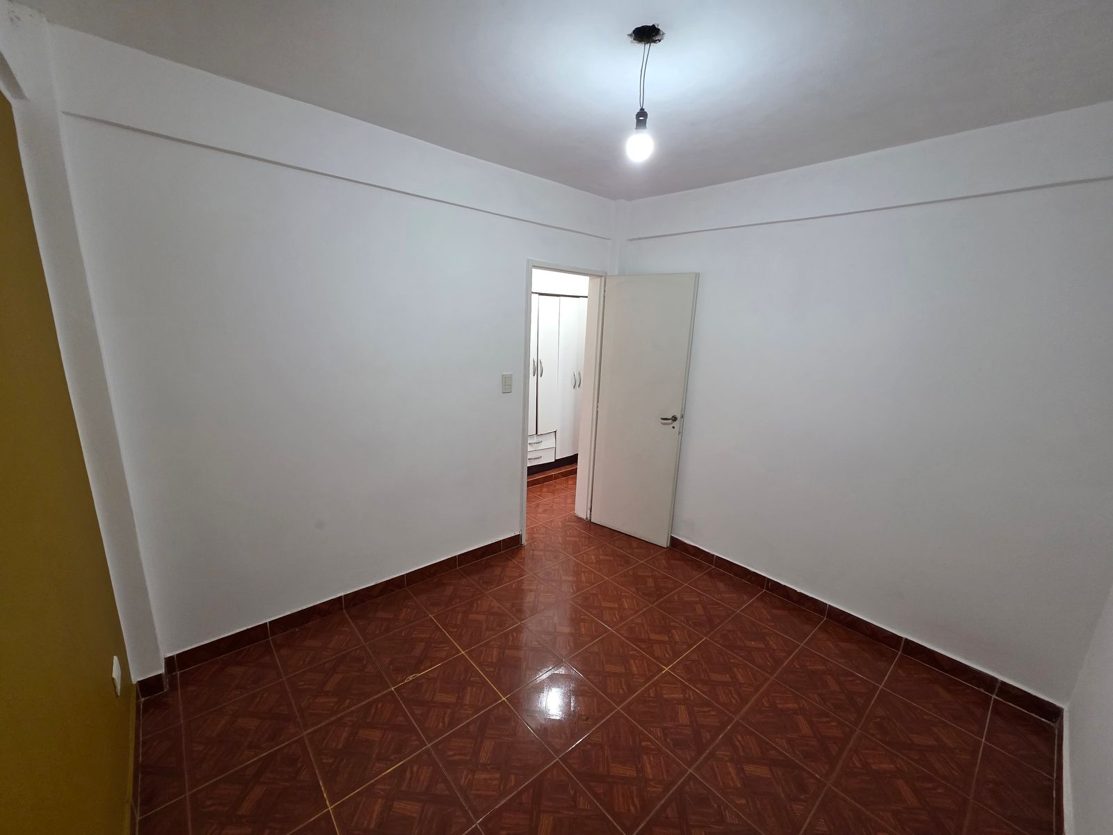 VENTA DE DEPARTAMENTO 3 AMBIENTES EN BARRIO COCA COLA - MONTE GRANDE