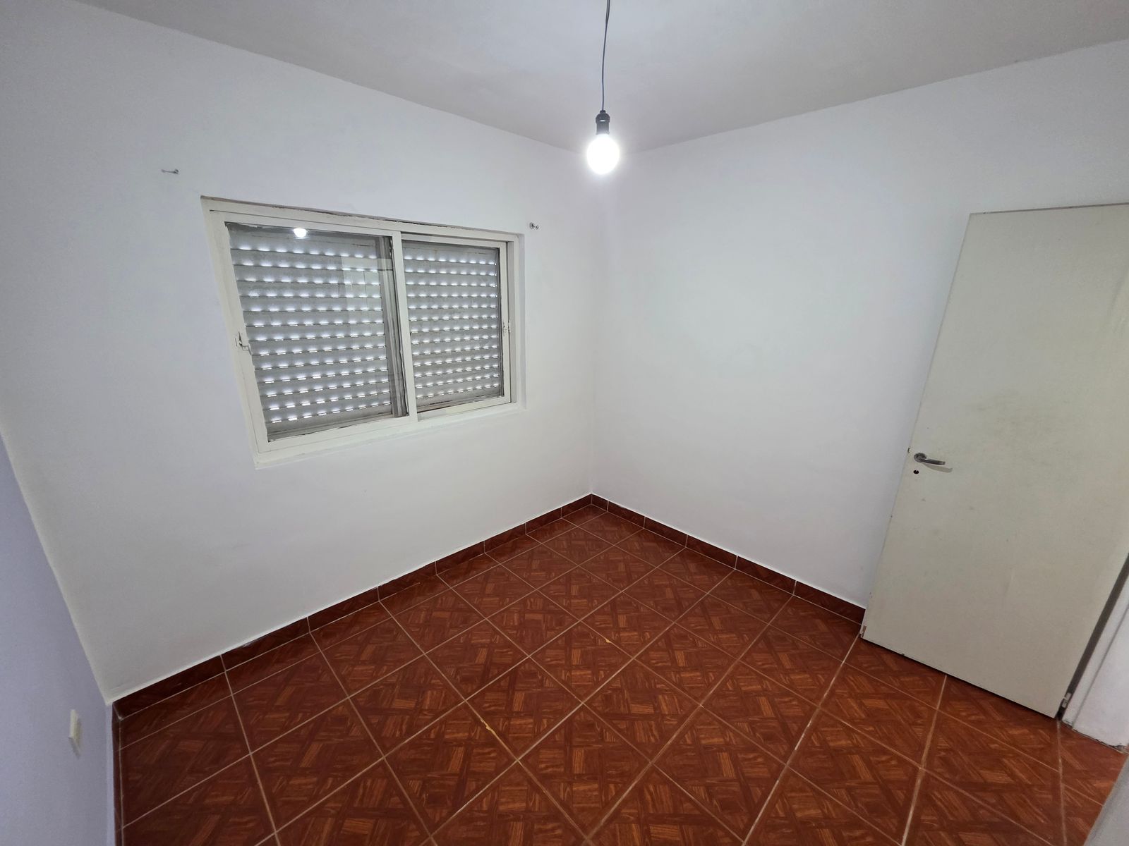 VENTA DE DEPARTAMENTO 3 AMBIENTES EN BARRIO COCA COLA - MONTE GRANDE