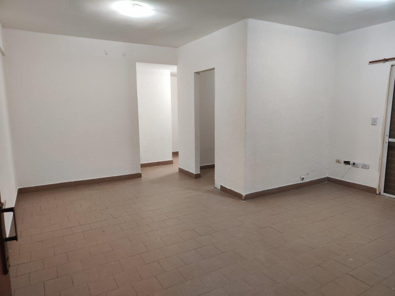VENTA DE EXCELENTE DEPARTAMENTO 3 AMBIENTES EN PLANTA BAJA - BARRIO COCA COLA - MONTE GRANDE